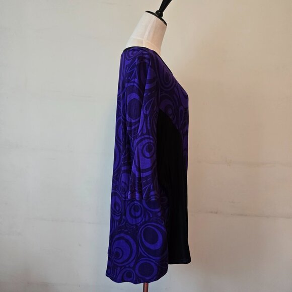 Babs Vancouver - Boutique Tunic in Purple Circles & Swirls, Inset Black - Picture 3 of 9